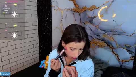 Salome Nena cupcake online show from 2, 12, 2025