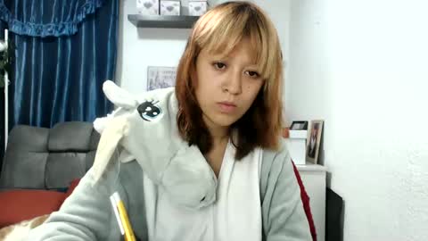 Snapshot of nena_lov chatting on 6, 2, 2025 Star  online show from 6, 2, 2025