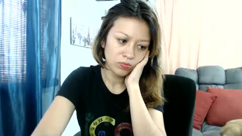 Snapshot of nena_lov chatting on 9, 9, 2025 Star  online show from 9, 9, 2025