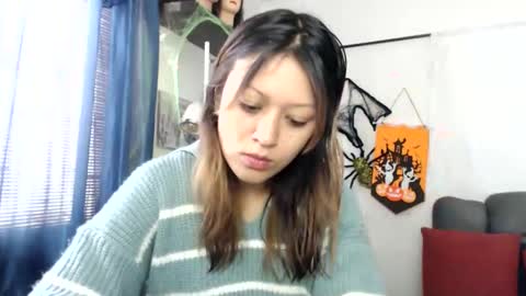 Snapshot of nena_lov chatting on 16, 10, 2025 Star  online show from 16, 10, 2025