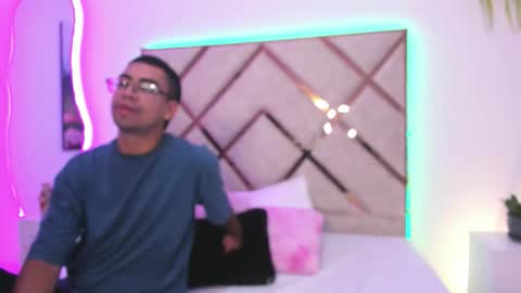 Snapshot of nenaarisk chatting on 15, 3, 2026 nenaarisk online show from 15, 3, 2026