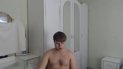 Snapshot of nenvol1 chatting on 12, 3, 2025 better ask online show from 12, 3, 2025