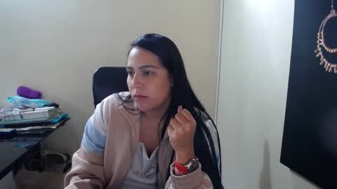 kelly lopez online show from 19, 2, 2025