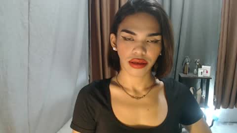 neomi online show from 17, 7, 2026