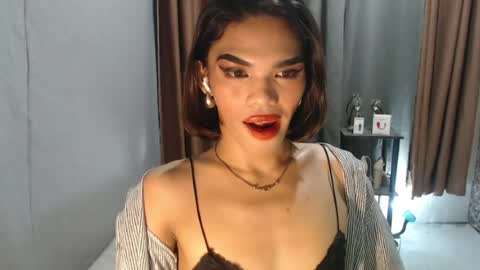 neomi online show from 25, 7, 2026