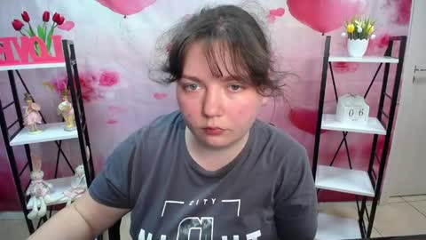 NeonilaLisova online show from 6, 5, 2026