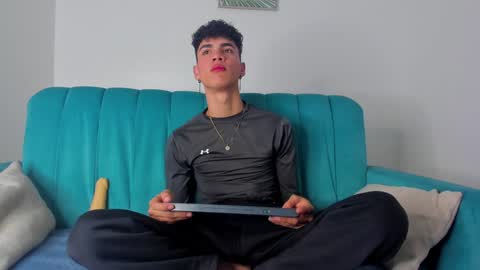  NeoRaptis  jhonatan  online show from 18, 1, 2025