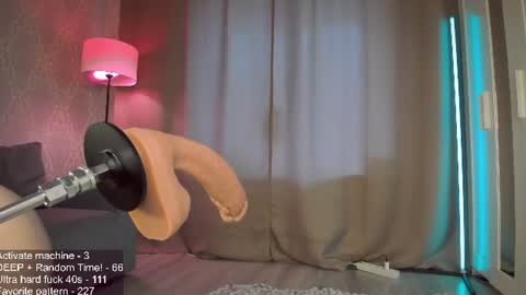 Lina Liza Emily and Grace online show from 22, 6, 2026