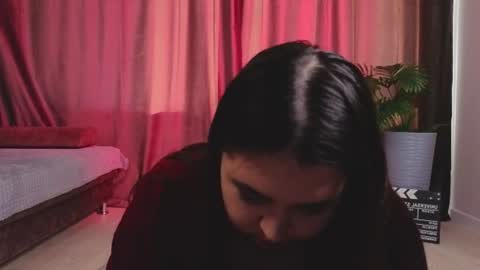 Lina Liza Emily and Grace online show from 13, 7, 2026