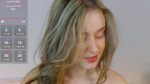 Snapshot of nestygrey chatting on 1, 2, 2025 Nesty online show from 1, 2, 2025