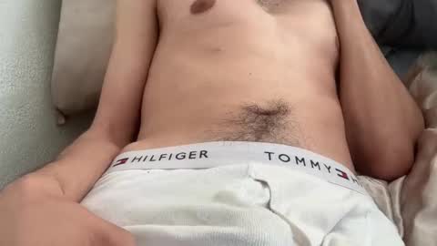 Snapshot of netflixchillin20 chatting on 20, 10, 2025 alpha online show from 20, 10, 2025