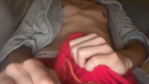 Snapshot of netflixchillin20 chatting on 26, 10, 2025 alpha online show from 26, 10, 2025