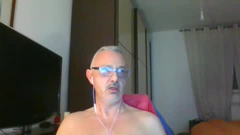Snapshot of nevenerabis chatting on 17, 2, 2025 nevenerabis online show from 17, 2, 2025