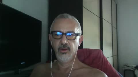 Snapshot of nevenerabis chatting on 14, 9, 2025 nevenerabis online show from 14, 9, 2025