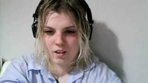 never_enoughh online show from 28, 6, 2026