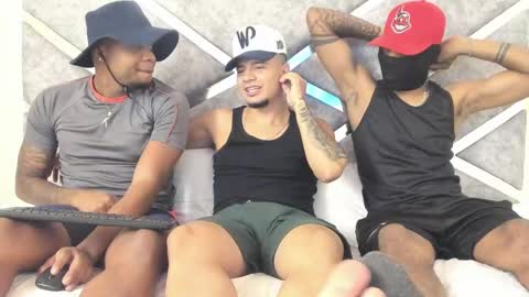 Snapshot of new2025__ chatting on 27, 1, 2025 BLACK DREAMS online show from 27, 1, 2025
