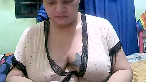 Snapshot of new_taboo_fetishqueen chatting on 21, 6, 2026 mariapaula online show from 21, 6, 2026