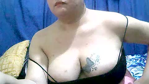 Snapshot of new_taboo_fetishqueen chatting on 7, 7, 2026 mariapaula online show from 7, 7, 2026