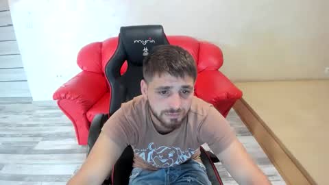 Snapshot of newboy69_ chatting on 13, 9, 2025 newboy69_ online show from 13, 9, 2025