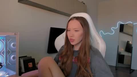 Mina online show from 25, 5, 2026