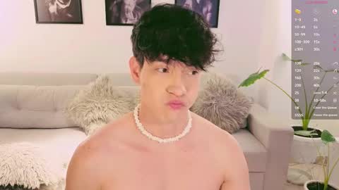 Snapshot of neythan__blaze chatting on 15, 10, 2025   online show from 15, 10, 2025