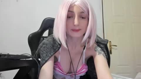 Shinobu Koch online show from 19, 1, 2026