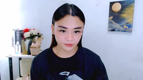 hottie nicole online show from 14, 4, 2026
