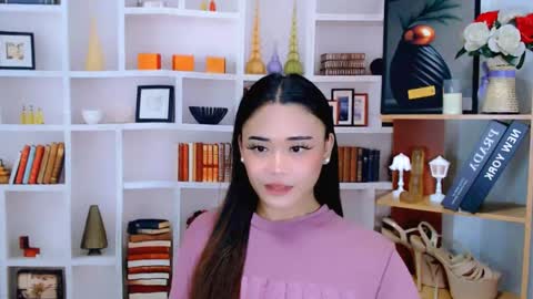 hottie nicole online show from 8, 5, 2026