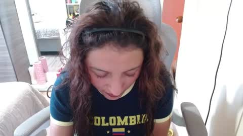Snapshot of nia_cop chatting on 21, 7, 2026 Dani online show from 21, 7, 2026