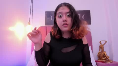 Snapshot of nia_stark chatting on 30, 4, 2026 Estefani online show from 30, 4, 2026