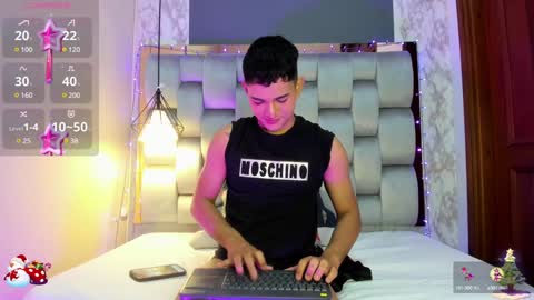 Snapshot of niall_falcon chatting on 13, 12, 2024 Niall online show from 13, 12, 2024