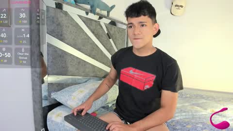 Snapshot of niall_falcon chatting on 30, 11, 2025 Niall online show from 30, 11, 2025