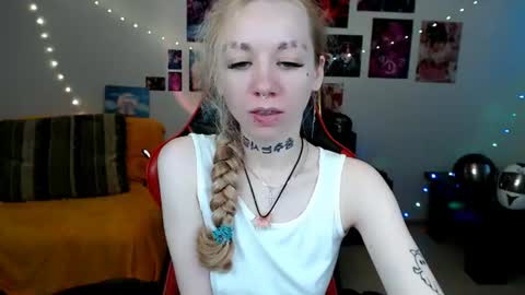 nica_kawaii online show from 5, 8, 2026