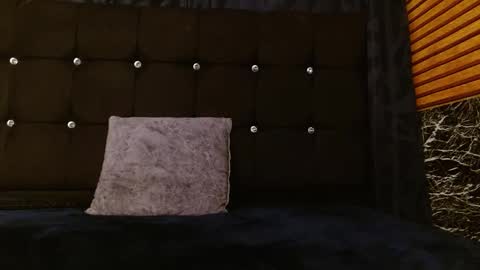 Snapshot of nicecherry_ chatting on 18, 2, 2025 Michell online show from 18, 2, 2025