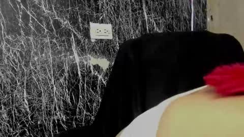 Snapshot of nicecherry_ chatting on 1, 10, 2025 Michell online show from 1, 10, 2025