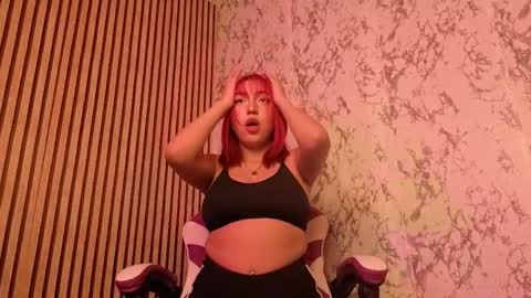 Snapshot of nicecherry_ chatting on 11, 11, 2025 Michell online show from 11, 11, 2025