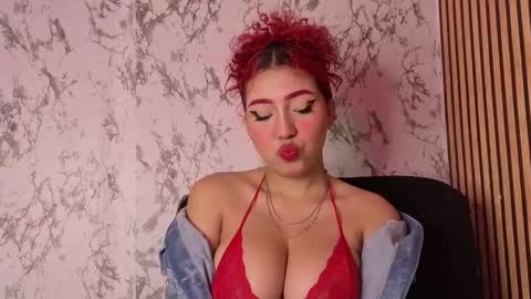 Snapshot of nicecherry_ chatting on 27, 11, 2025 Michell online show from 27, 11, 2025