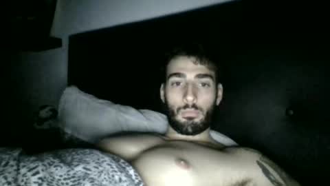 Snapshot of nicegguy9826 chatting on 17, 11, 2025 nicegguy9826 online show from 17, 11, 2025