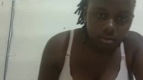 Snapshot of nicegirl200 chatting on 17, 2, 2026 nicegirl200 online show from 17, 2, 2026