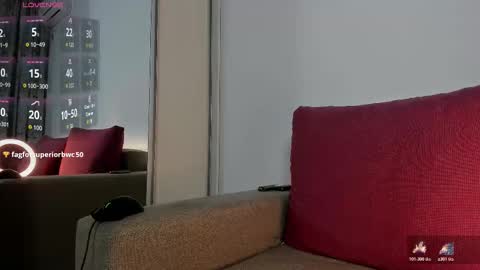 Snapshot of nicholassx chatting on 1, 12, 2025 Nicholassx online show from 1, 12, 2025