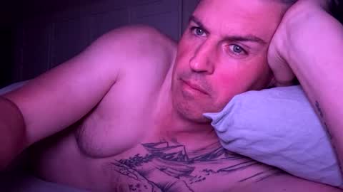 nick578320 online show from 10, 11, 2025