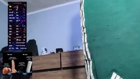 Nickhot0609 online show from 15, 7, 2026