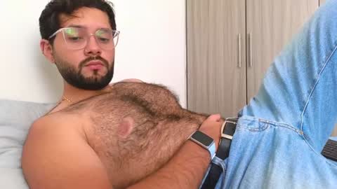 Nicolas              online show from 25, 1, 2025