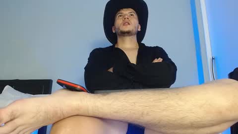 nickk_hills online show from 23, 3, 2026