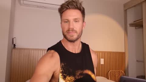Snapshot of nickriverzxo chatting on 26, 10, 2025 nickriverzxo online show from 26, 10, 2025