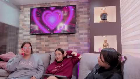nicky_as online show from 24, 6, 2026