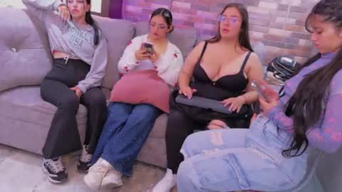nicky_as online show from 1, 7, 2026