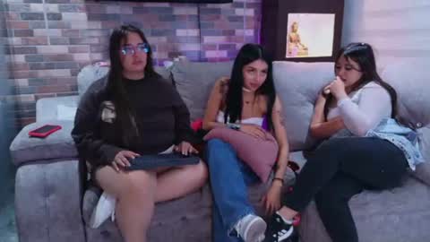 nicky_as online show from 11, 7, 2026