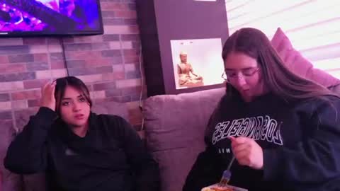 nicky_as online show from 28, 7, 2026