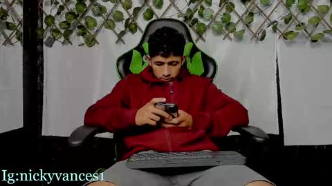 nicky online show from 8, 10, 2025